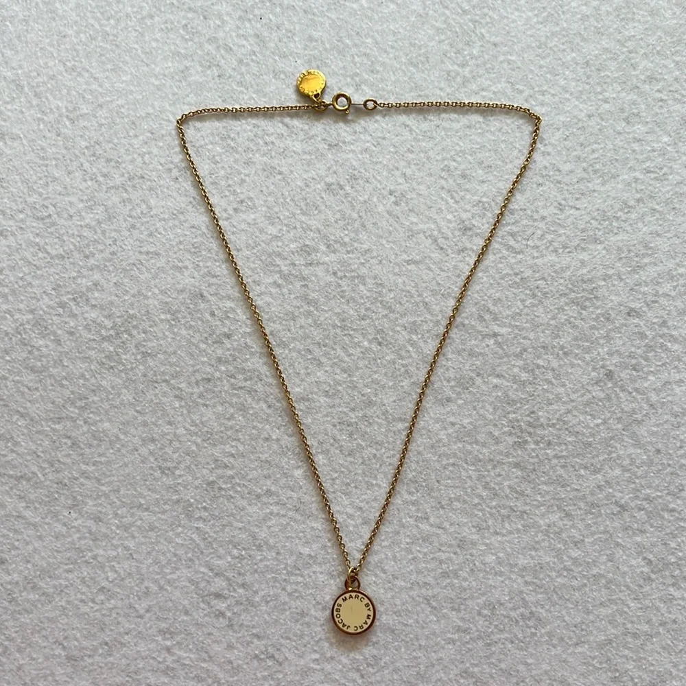 ✨SOLD✨Marc By Marc Jacob gold necklace - Picture 1 of 4